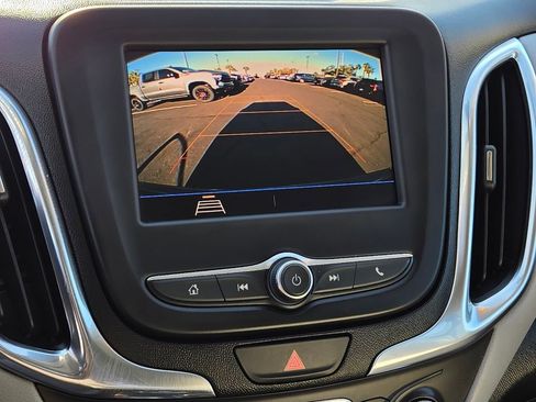 Used 2021 Chevrolet Equinox LS w/ LPO, Blackout Package FWD image 20