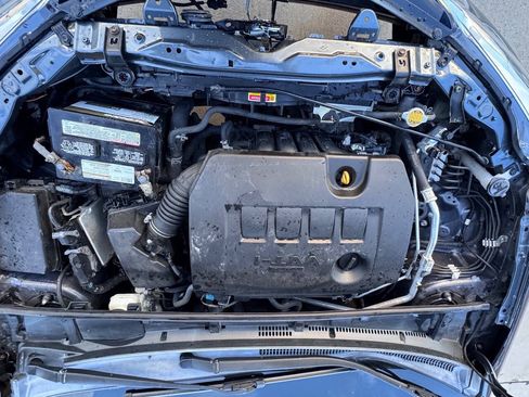 Used 2015 Toyota Corolla LE FWD image 22