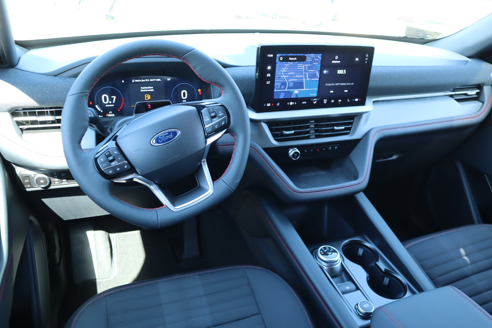 New 2027 Ford Explorer ST-Line w/ Premium Package AWD/4WD image 2