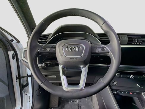 Used 2024 Audi Q3 2.0T Premium Plus w/ Premium Plus Package AWD/4WD image 11