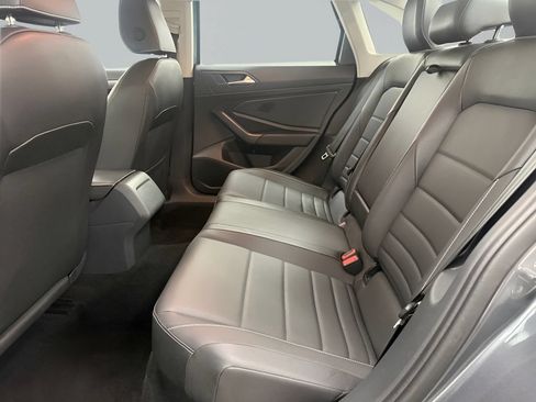 Used 2024 Volkswagen Jetta SE FWD image 14