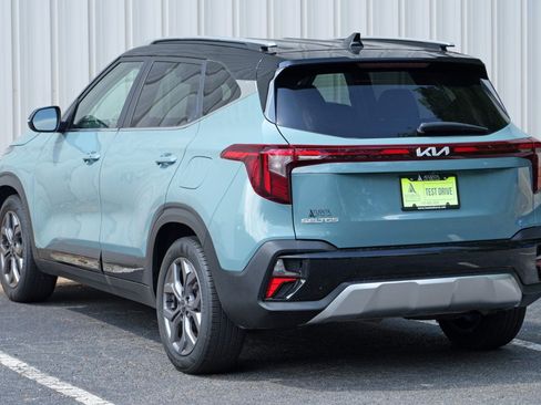 Used 2024 Kia Seltos S AWD/4WD image 47