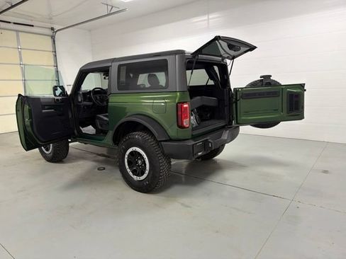 Used 2023 Ford Bronco Big Bend w/ Sasquatch Package AWD/4WD image 16