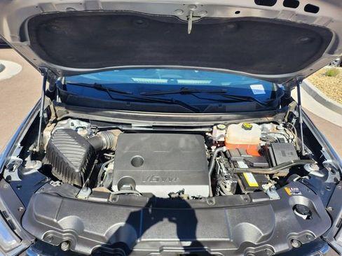 Certified 2023 Chevrolet Traverse RS image 9