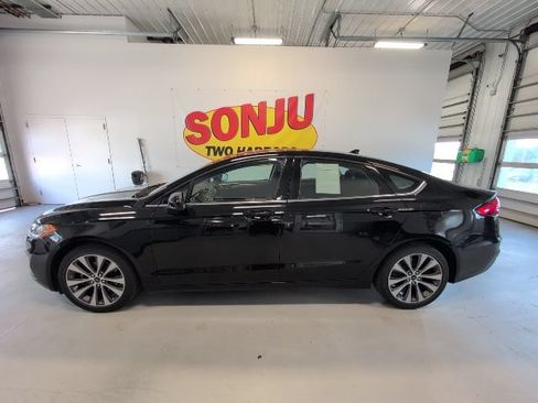 Certified 2020 Ford Fusion SE AWD/4WD image 2