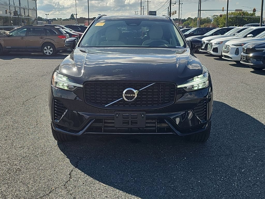 Used 2024 Volvo XC60 T8 Plus w/ Protection Package Premier AWD/4WD image 17