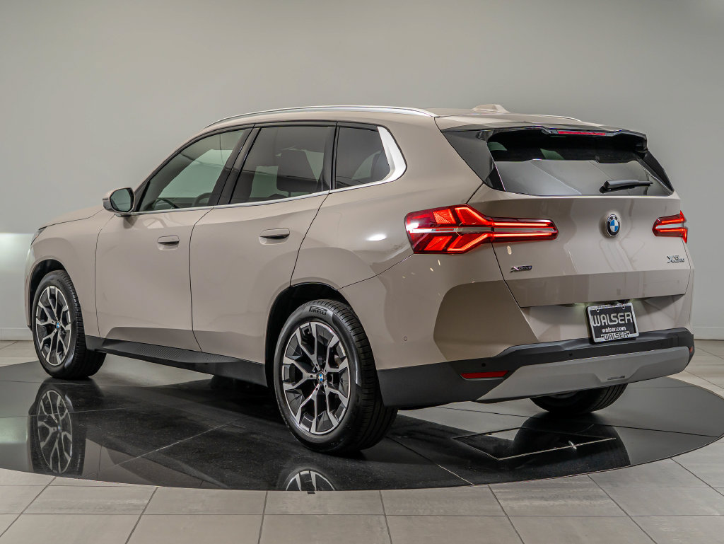 Used 2026 BMW X3 xDrive30i w/ Premium Package AWD/4WD image 7