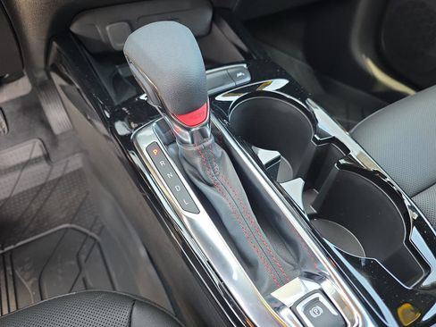 New 2026 Chevrolet Trax RS w/ Sunroof Package image 16