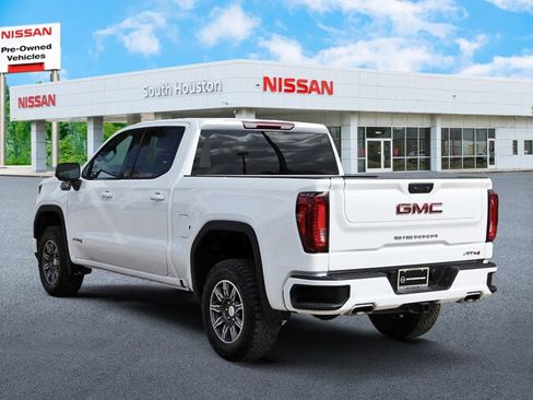 Used 2025 GMC Sierra 1500 AT4 image 3
