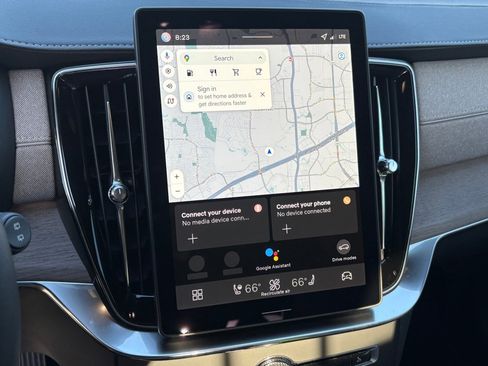 New 2026 Volvo XC90 B6 Plus w/ Protection Package Premier image 10