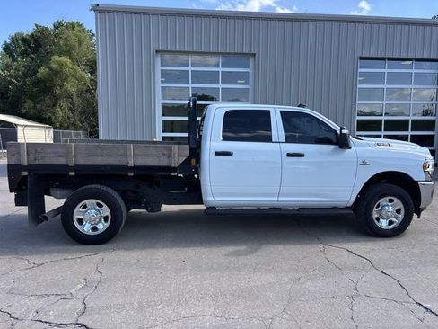 Used 2024 RAM 2500 Tradesman w/ Chrome Appearance Group AWD/4WD image 2