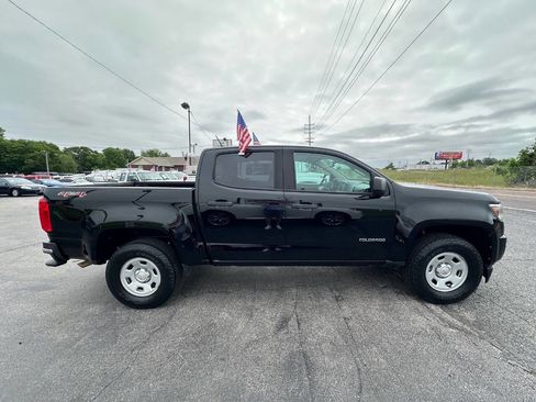 Used 2017 Chevrolet Colorado W/T w/ WT Convenience Package AWD/4WD image 5