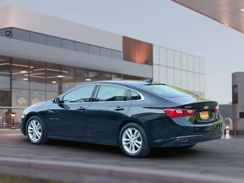 Used 2016 Chevrolet Malibu LT FWD image 7