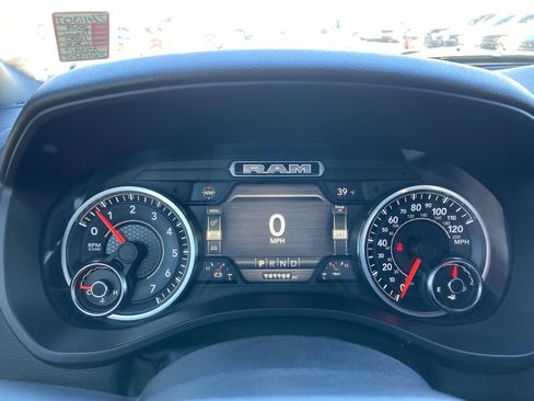 Used 2019 RAM 1500 Big Horn image 12