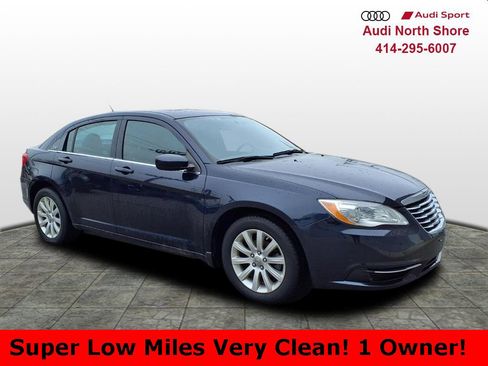 Used 2012 Chrysler 200 Touring image 1