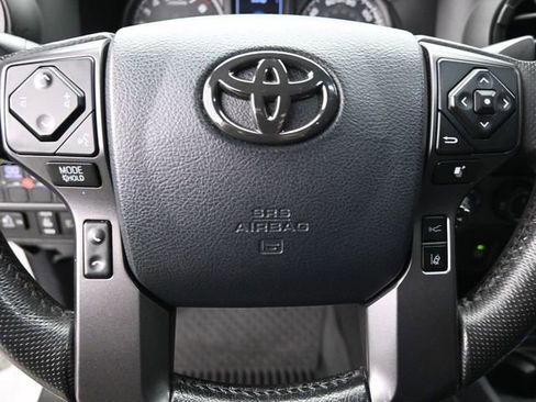 Used 2019 Toyota Tacoma TRD Off-Road w/ Technology Package image 25