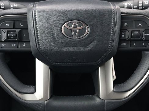 New 2026 Toyota 4Runner TRD Off-Road Premium image 17