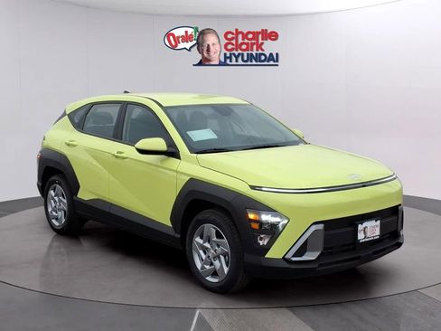 New 2026 Hyundai Kona SE FWD image 7