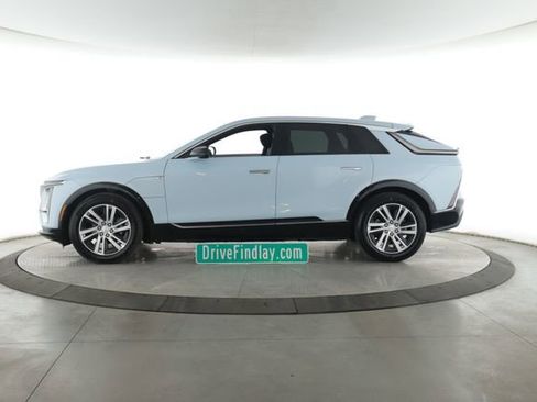 Used 2024 Cadillac Lyriq Tech RWD image 9
