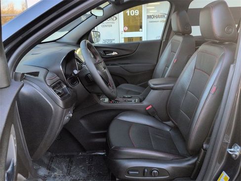 Used 2023 Chevrolet Equinox RS w/ RS Leather Package image 20