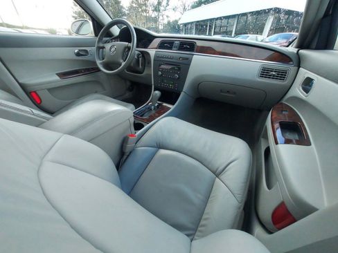 Used 2009 Buick LaCrosse CXL w/ Driver Confidence Package image 11