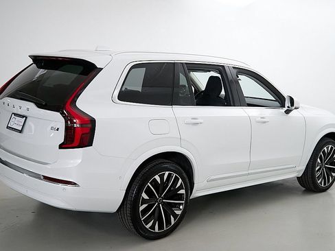 New 2026 Volvo XC90 B6 Plus w/ Protection Package AWD/4WD image 9