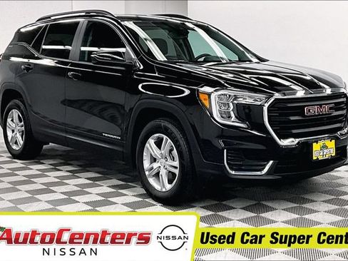 Used 2023 GMC Terrain SLE w/ Driver Convenience Package AWD/4WD image 1