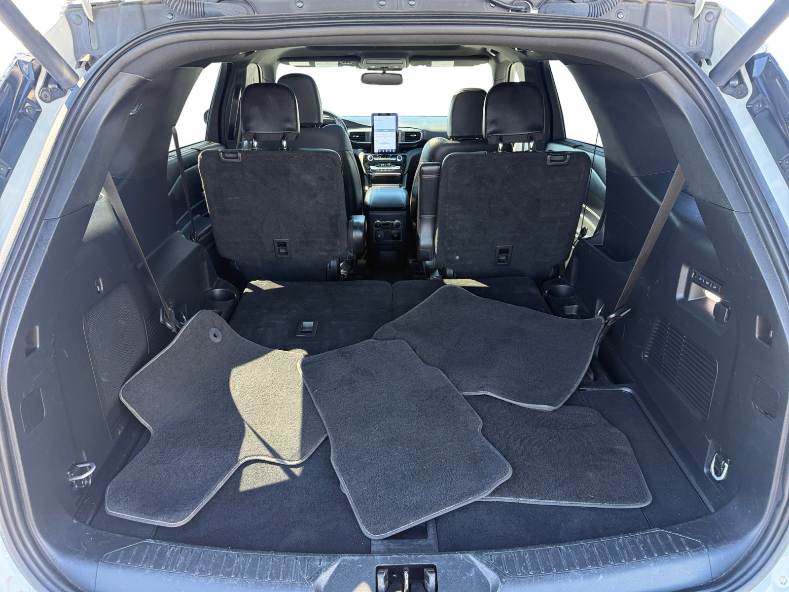 Used 2023 Ford Explorer ST w/ Equipment Group 401A AWD/4WD image 17
