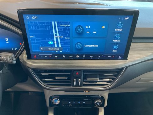 Used 2023 Ford Escape Platinum w/ Premium Technology Package image 12