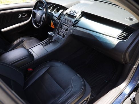 Used 2012 Ford Taurus SEL FWD image 18