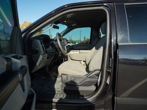 Used 2019 Ford F150 XLT image 11