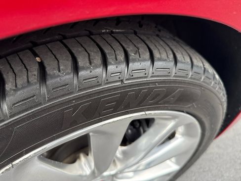 Used 2013 Cadillac XTS Premium image 28