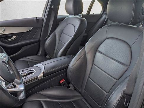 Used 2019 Mercedes-Benz C 300 Sedan image 16