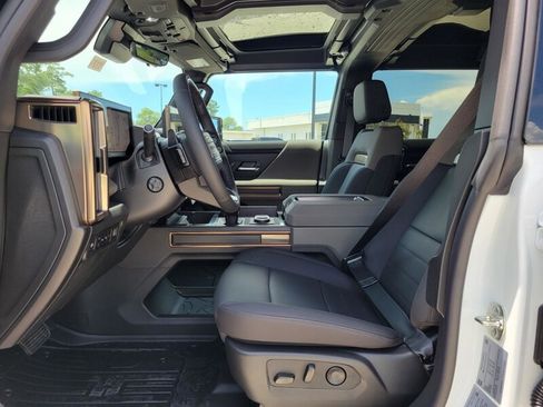 New 2025 GMC Hummer EV 2X image 24