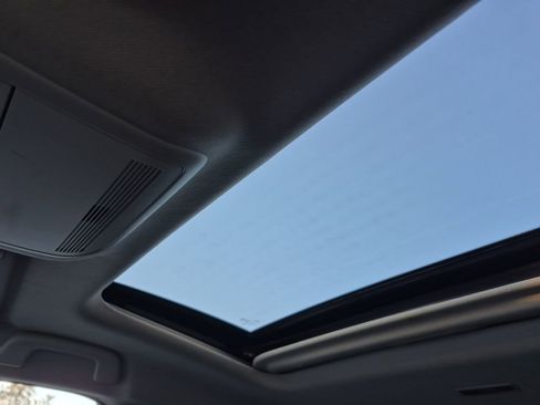 Certified 2024 MAZDA CX-30 AWD 2.5 S w/ Preferred Package image 29