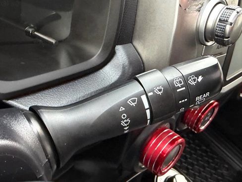 Used 2016 Toyota 4Runner 4WD image 18