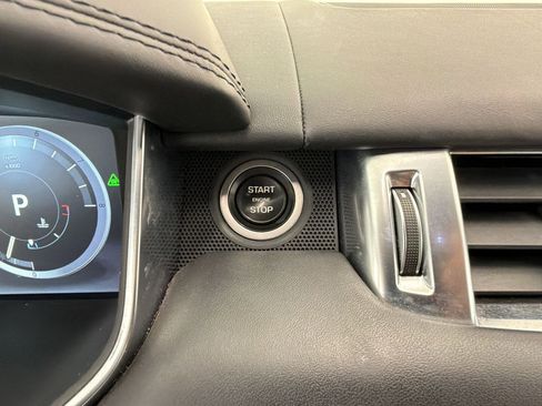 Used 2017 Land Rover Range Rover Sport HSE Dynamic image 27