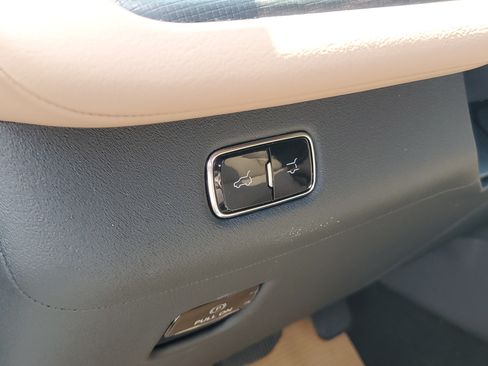New 2027 Lincoln Navigator Black Label AWD/4WD image 15