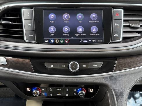 Used 2020 Buick Enclave Premium w/ Sun and Sites Package AWD/4WD image 35