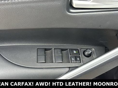 Used 2023 Toyota Corolla Cross XLE w/ Convenience Package image 8