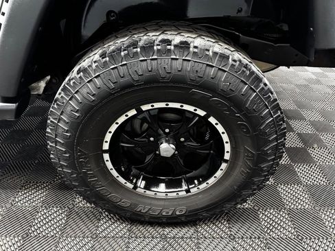 Used 2017 Jeep Wrangler Unlimited Sport w/ Quick Order Package 24S AWD/4WD image 20