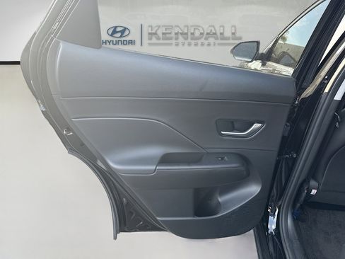 Used 2024 Hyundai Kona Limited image 24