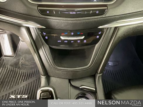 Used 2019 Cadillac XT5 Premium Luxury image 33