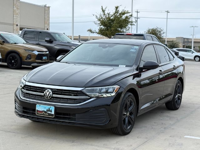 Used 2024 Volkswagen Jetta SE w/ Panoramic Sunroof Package FWD image 11