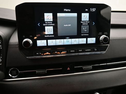 Used 2024 Mitsubishi Outlander SE image 13