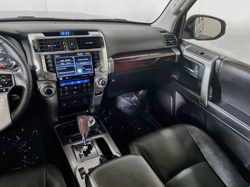 Used 2023 Toyota 4Runner Limited AWD/4WD image 21