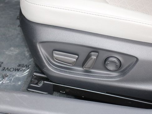 Certified 2023 Toyota Camry XSE image 12