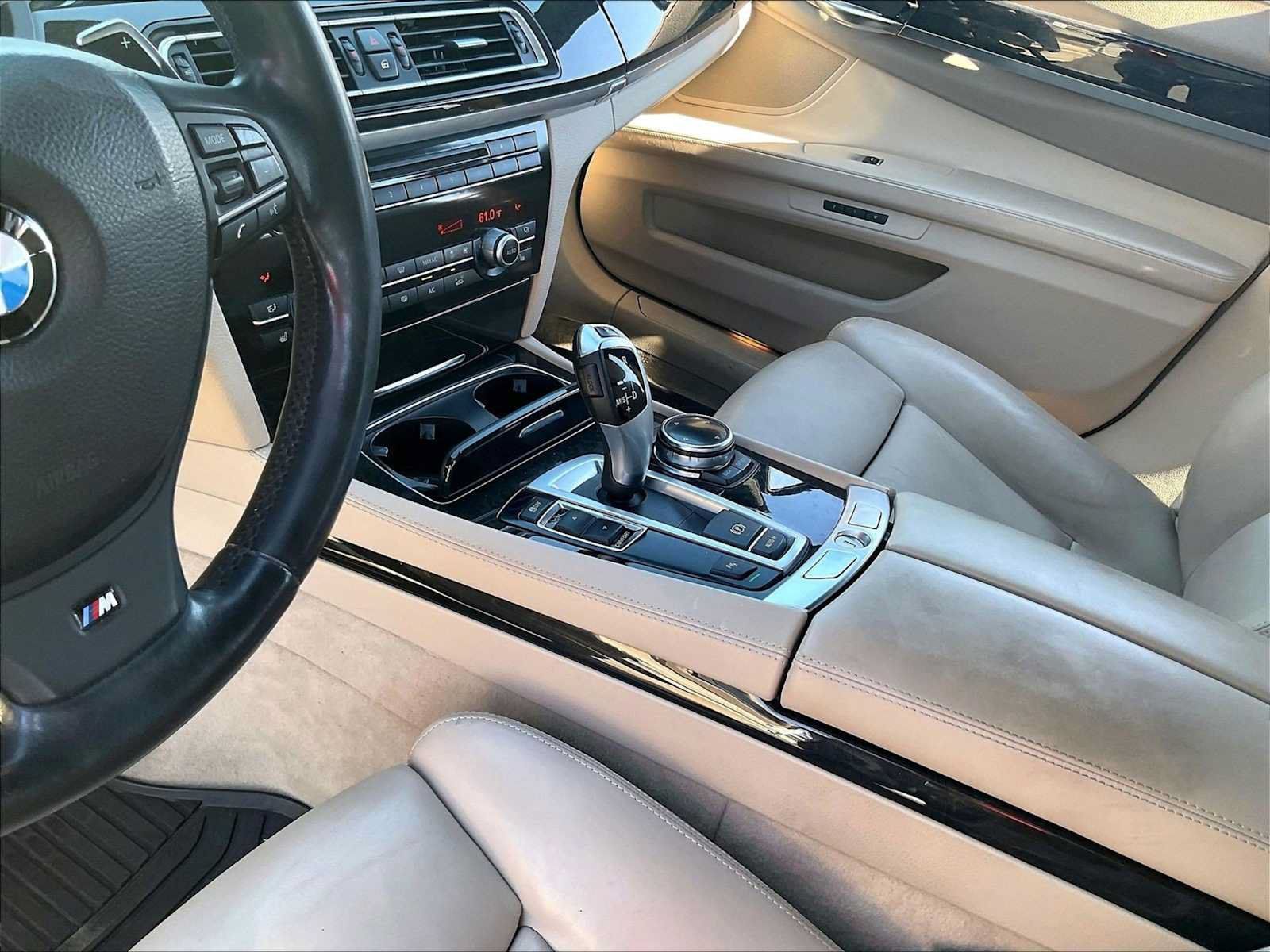 Used 2014 BMW 750Li RWD image 18