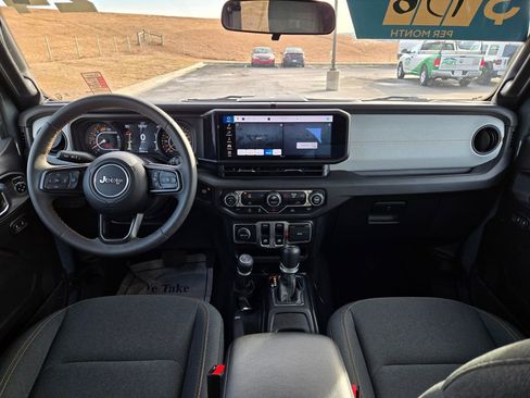 Used 2024 Jeep Wrangler Sport S image 17