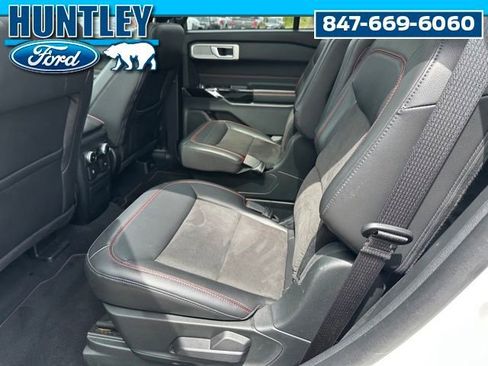 Used 2023 Ford Explorer ST-Line w/ Class IV Trailer Tow Package AWD/4WD image 15
